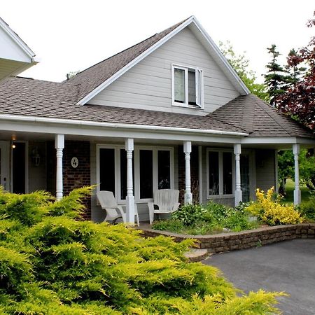 Mackenzie House B&B by Elevate Rooms Port Hawkesbury Esterno foto