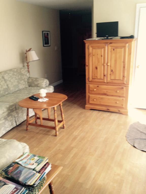 Mackenzie House B&B by Elevate Rooms Port Hawkesbury Esterno foto