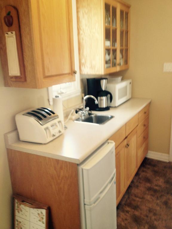 Mackenzie House B&B by Elevate Rooms Port Hawkesbury Esterno foto