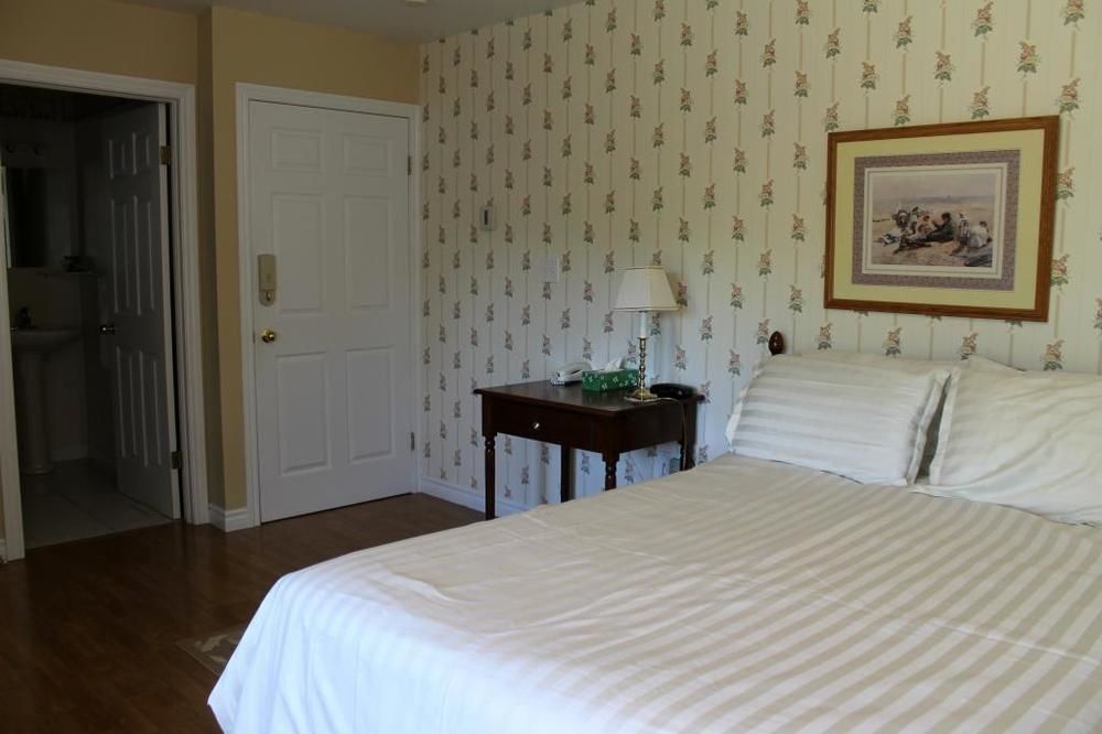 Mackenzie House B&B by Elevate Rooms Port Hawkesbury Esterno foto
