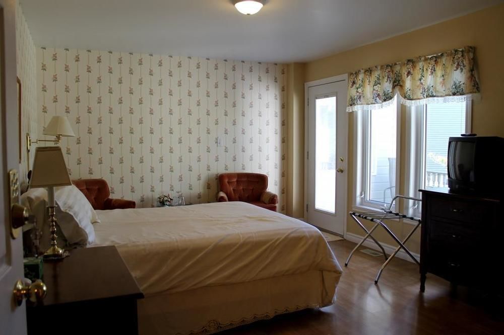 Mackenzie House B&B by Elevate Rooms Port Hawkesbury Esterno foto