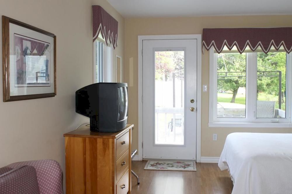 Mackenzie House B&B by Elevate Rooms Port Hawkesbury Esterno foto