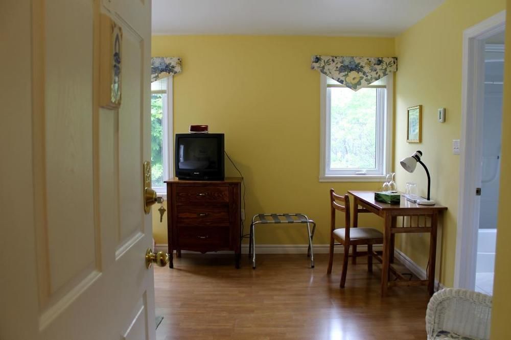 Mackenzie House B&B by Elevate Rooms Port Hawkesbury Esterno foto