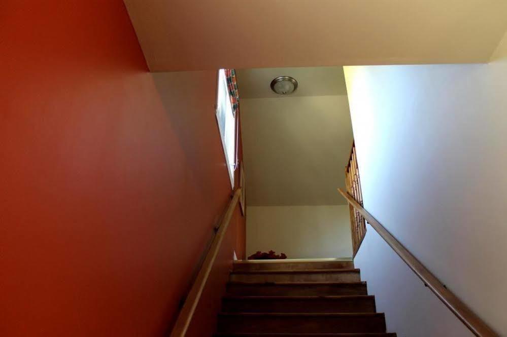 Mackenzie House B&B by Elevate Rooms Port Hawkesbury Esterno foto