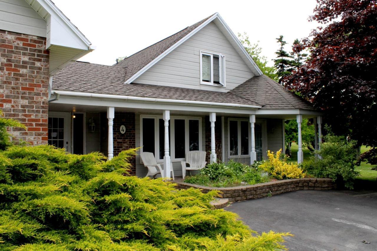 Mackenzie House B&B by Elevate Rooms Port Hawkesbury Esterno foto